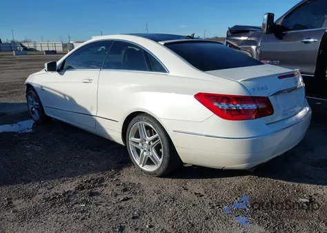 2012 Mercedes-Benz E 350 4Matic z USA, uszkodzony, nr VIN WDDKJ8JB3CF168548